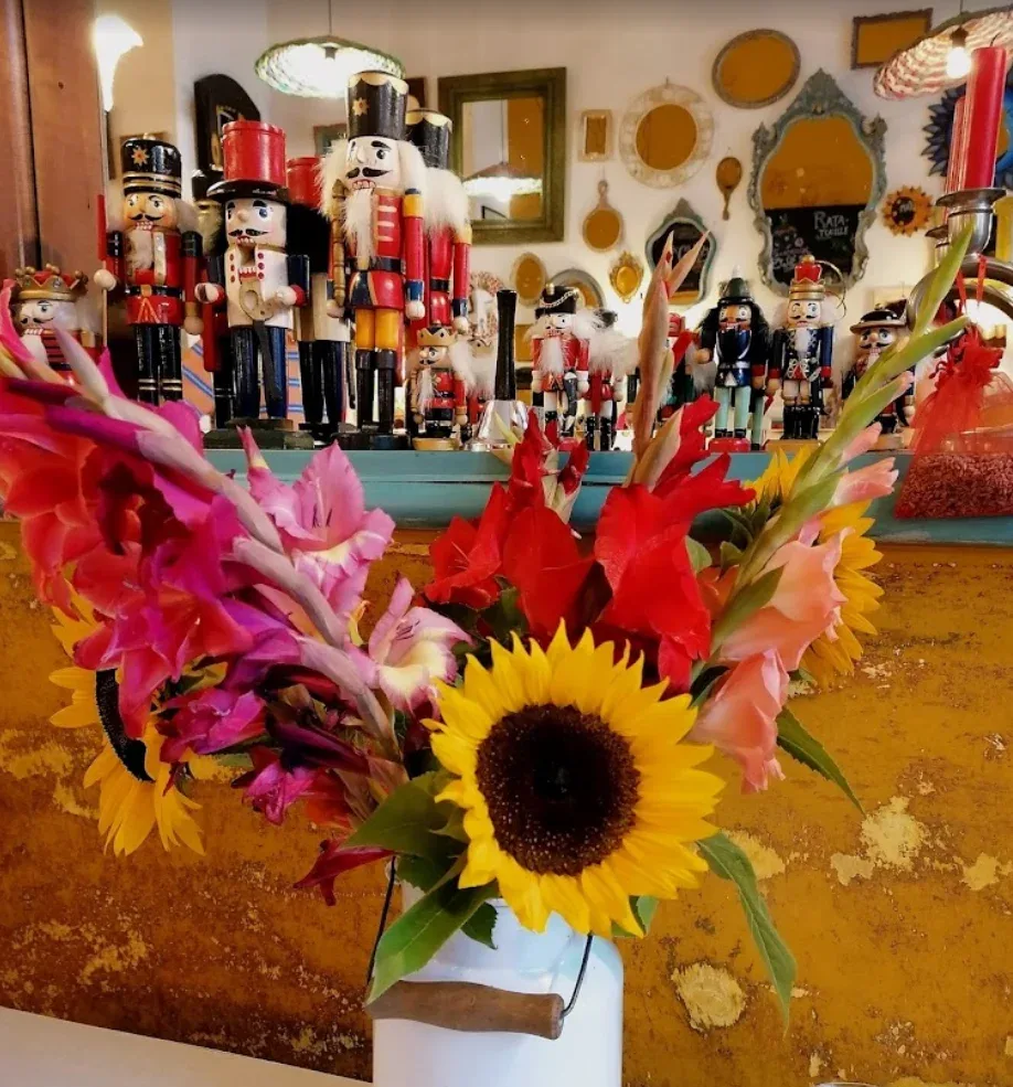 Bouquet of sunflowers at Brasserie de la Marie